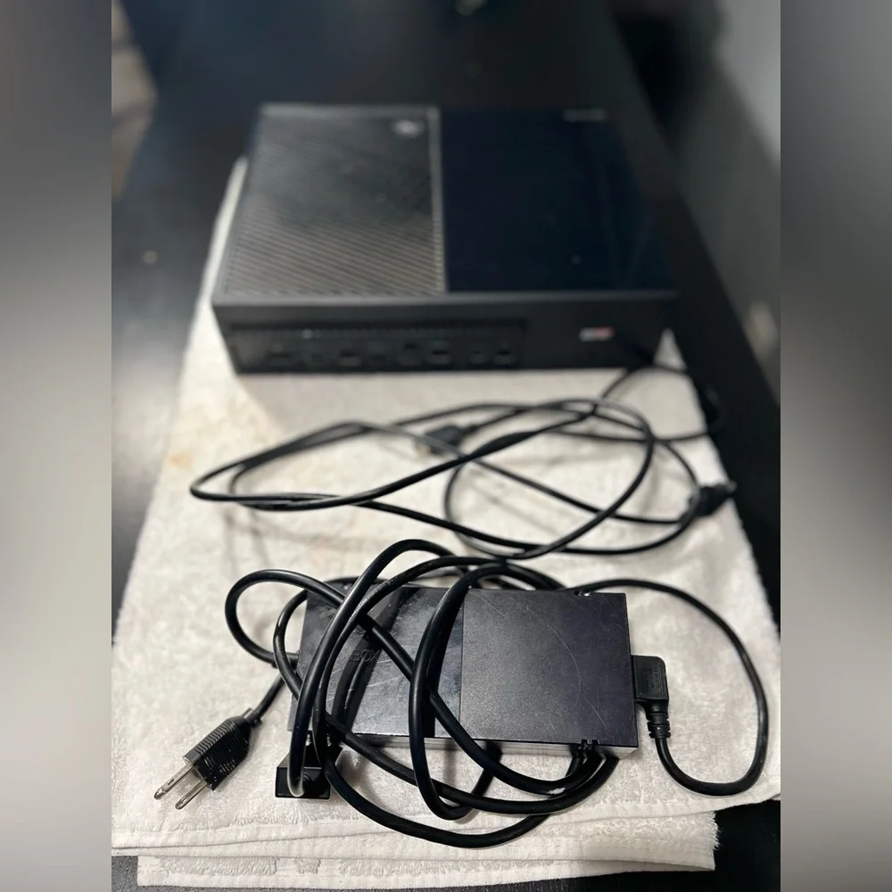 Microsoft Xbox One Console Model #1540 With Cables/Kinect sensor (No controller)